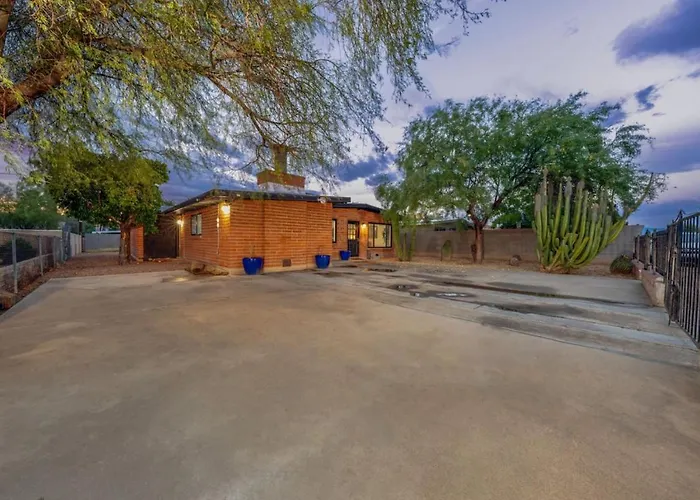 Reid Park 4br Remodeled Fenced Sleeps 8 Tucson