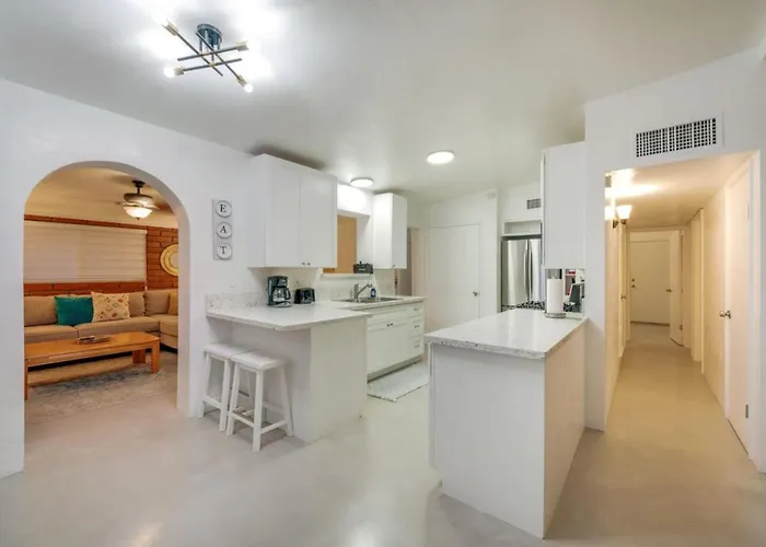 Reid Park 4br Remodeled Fenced Sleeps 8 Holiday home