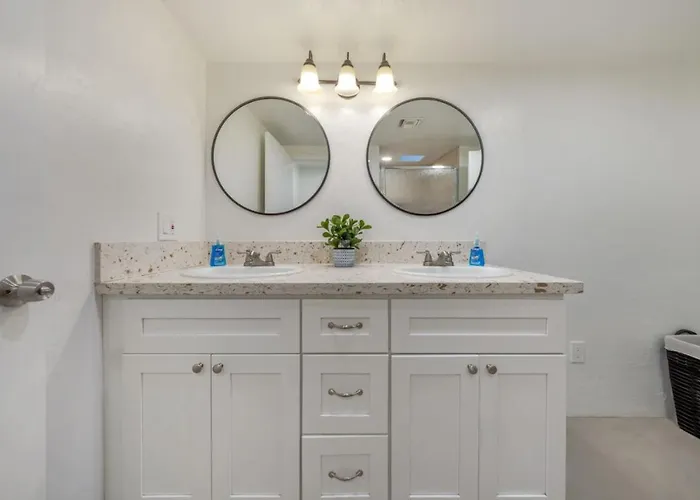 Reid Park 4br Remodeled Fenced Sleeps 8 Tucson