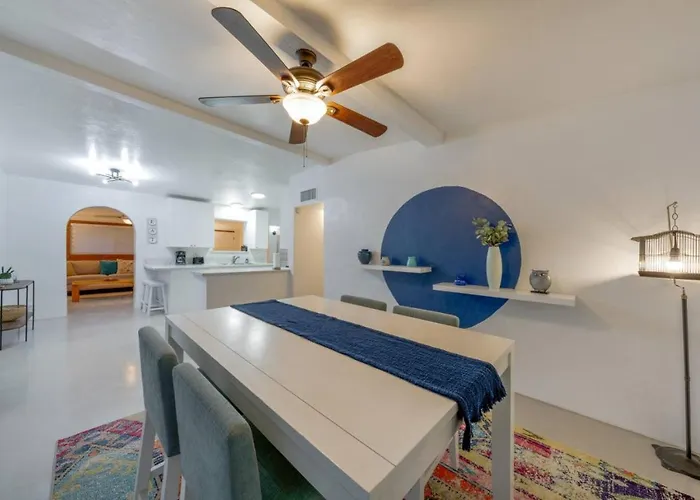 Holiday home Reid Park 4br Remodeled Fenced Sleeps 8 *