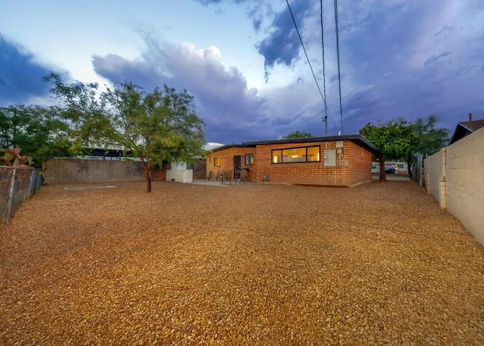 Reid Park 4br Remodeled Fenced Sleeps 8 Tucson